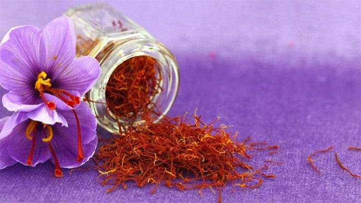 5 Barang Kecantikan yang digunakan digunakan Mengoptimalkan Kandungan Saffron